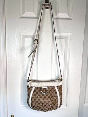 Authentic Gucci Abbey GG Canvas D Ring Crossbody Bag Y2K